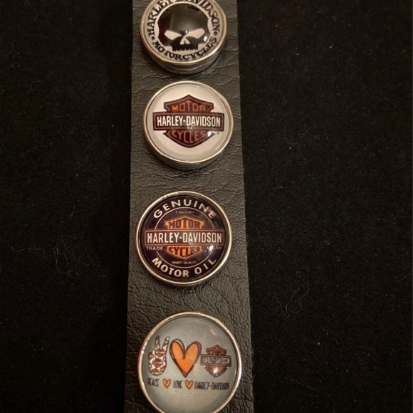 Harley Leather Luxury Keychains - Picture 3 of 5